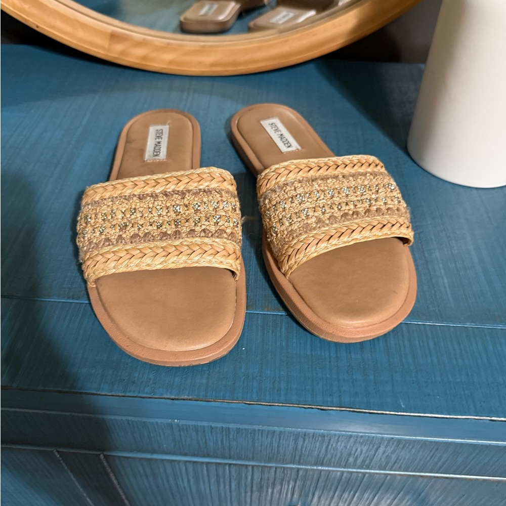 Steve Madden Tan and Gold Braided Slide Sandals